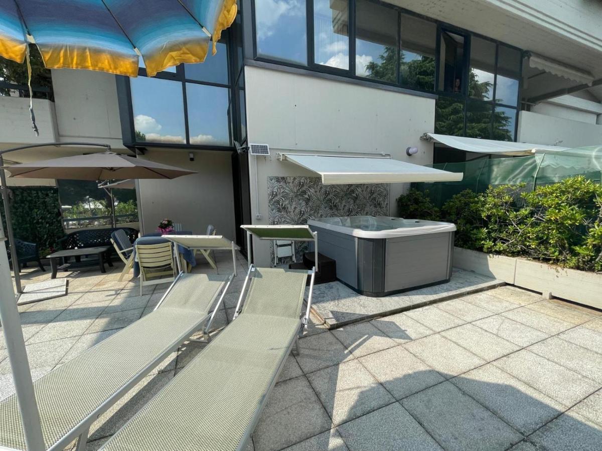 Garda Fantasy Paradise Silver O Gold Desenzano del Garda Extérieur photo